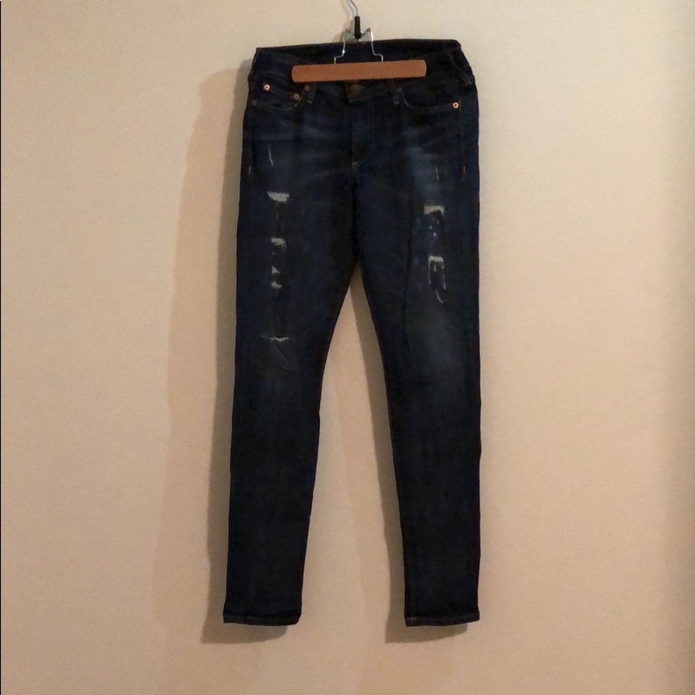 True Religion distressed skinny jeans size 28